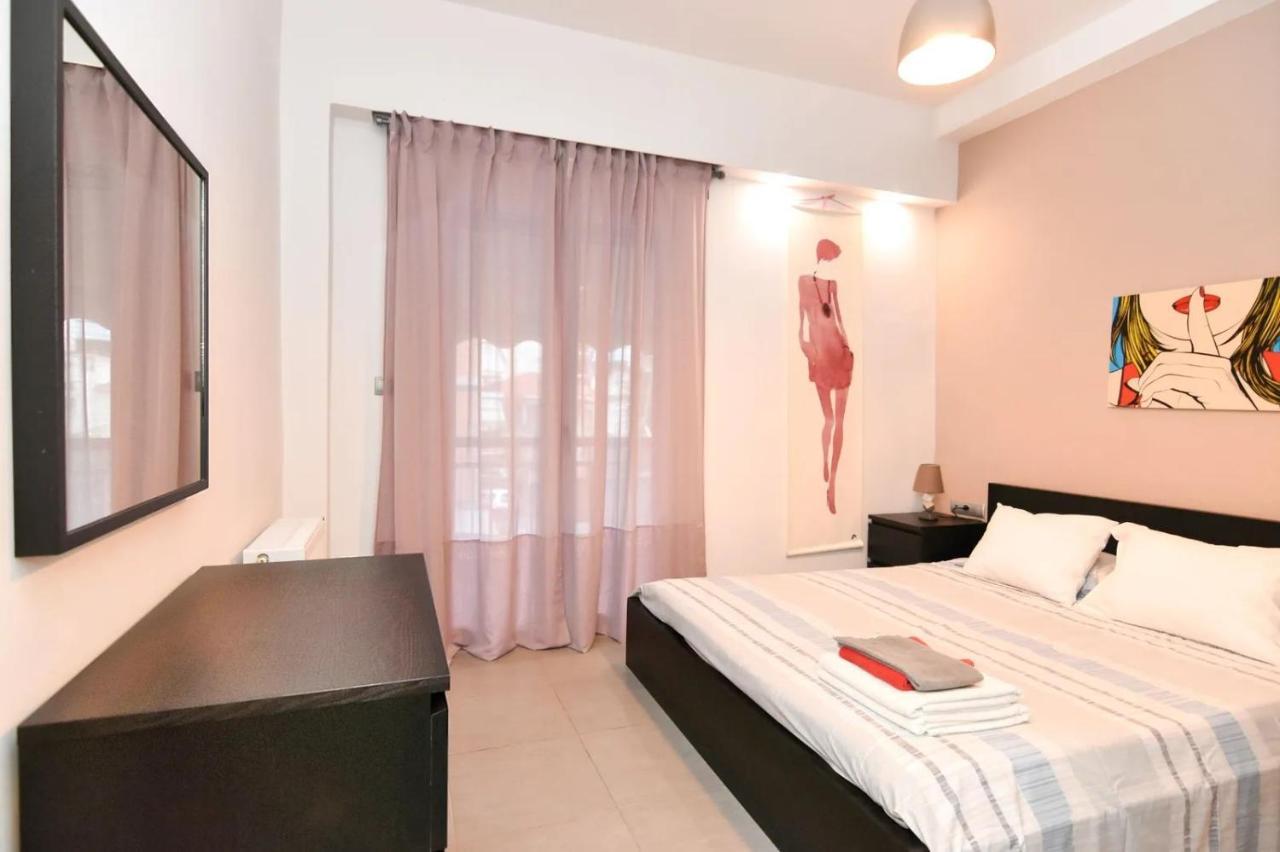 Excellent Apartment Luxuriously Renovated Larissa Bagian luar foto